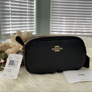 NWT Coach Crossbody Pouch in Pebble Leather